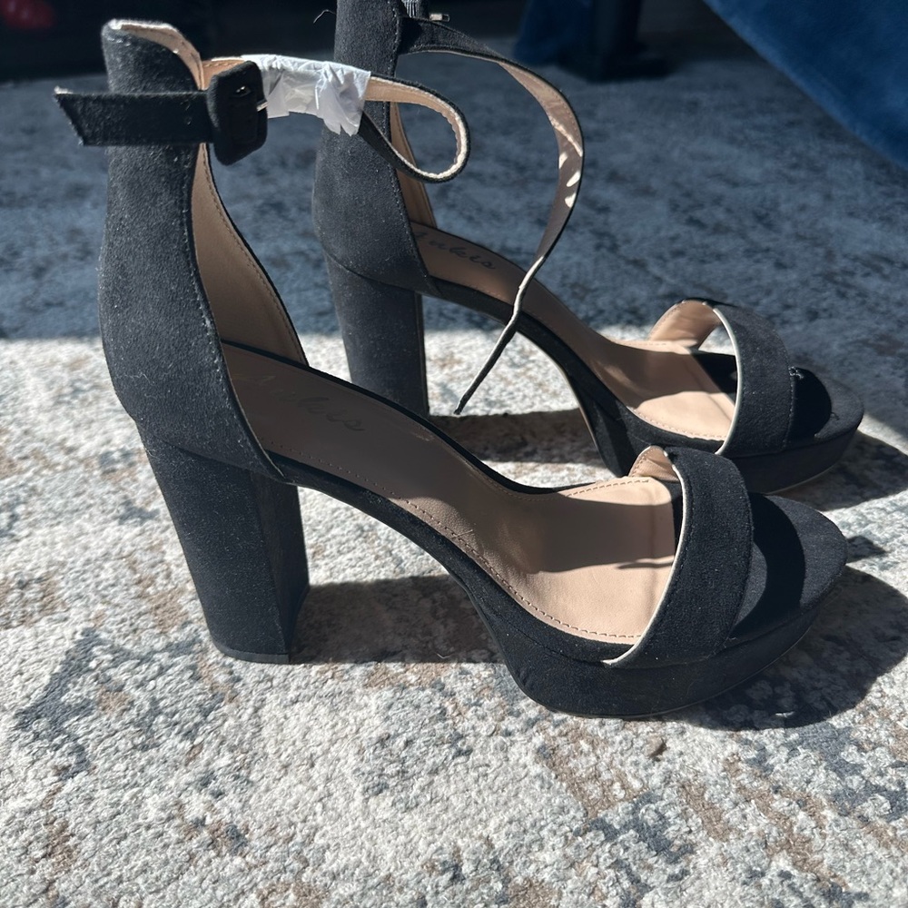 Black Block Heel Sandals with Ankle Strap